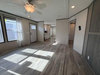 Photo 4 of 44 of home located at 4000 E 134th Street #1020 Chicago, IL 60633