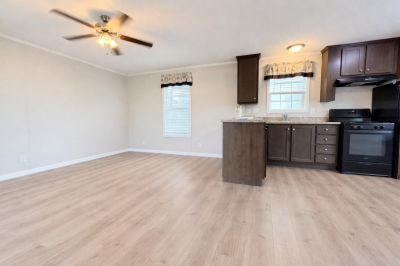 Photo 4 of 39 of home located at 534 E 37th Ave #8 Hobart, IN 46342