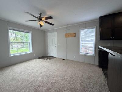 Photo 4 of 42 of home located at 534 E 37th Ave #614 Hobart, IN 46342