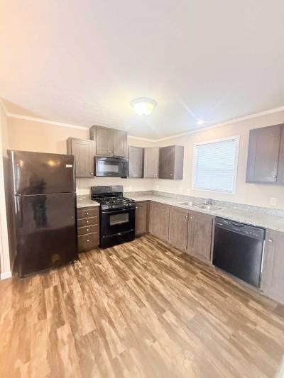 Photo 4 of 26 of home located at 534 E 37th Ave #388 Hobart, IN 46342