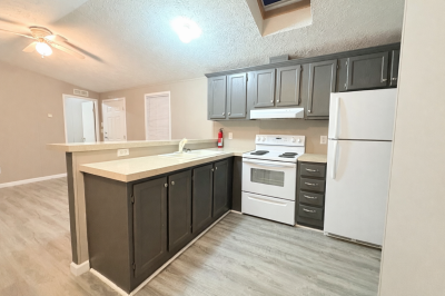 Mobile Home at 534 E 37th Ave #565 Hobart, IN 46342