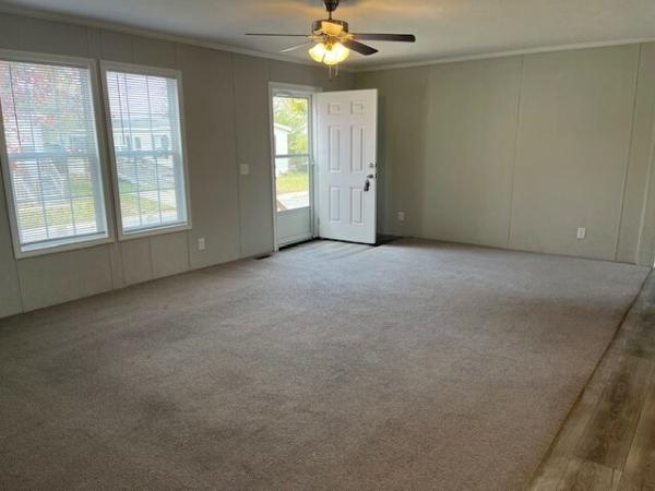2022 Champion RFN2860903 Mobile Home