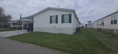 Photo 3 of 16 of home located at 7815 Walkers Cay Avenue Orlando, FL 32822