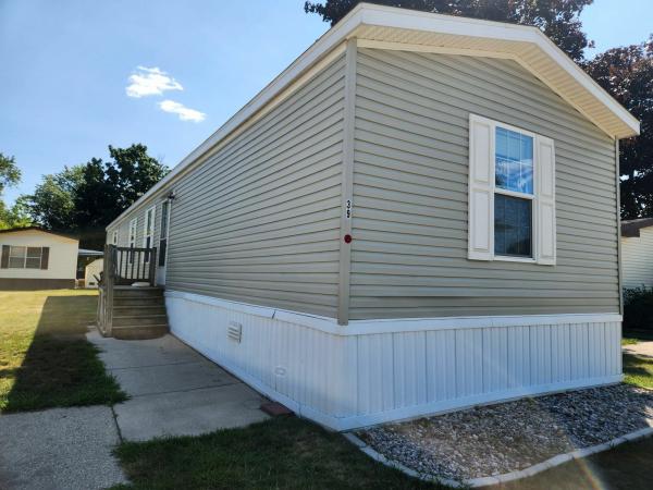 2019 Champion Dutch Diamond II Mobile Home