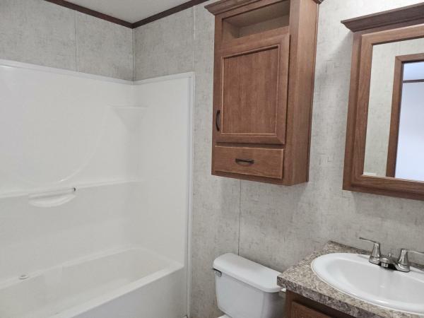 2015 Redman 1670215RA Mobile Home