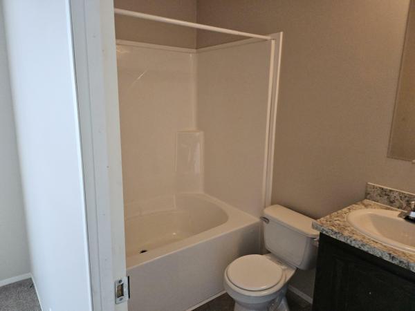 2013 Clayton 95SUN16663 Mobile Home