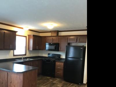 Mobile Home at 374 East Woodside Holland, OH 43528