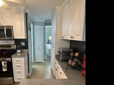 Photo 5 of 21 of home located at 3901 Bahia Vista St. #704 Sarasota, FL 34232