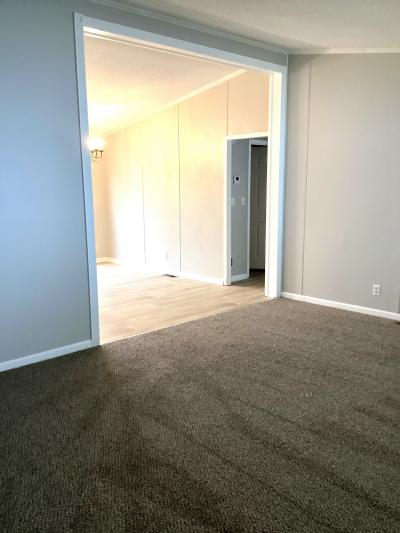 Photo 3 of 13 of home located at 49471 Wintergreen Drive Shelby Township, MI 48315