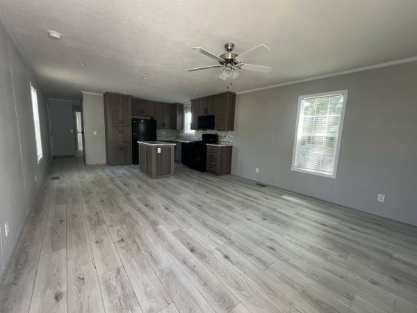 2024 Champion RAP1652H21083 Mobile Home