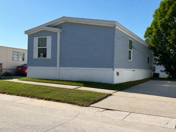 2021 Clayton - Middlebury Mobile Home For Sale