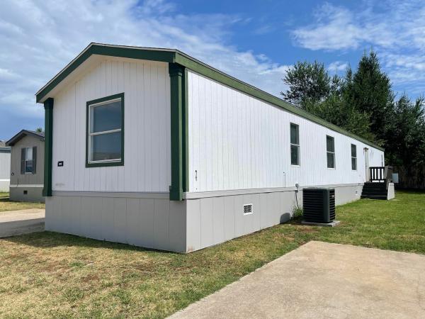 Photo 1 of 2 of home located at 8818 Windy Hollow Drive Lot 54 Midwest City, OK 73110