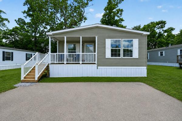 2026 Redman Homes 141 NWD-A-25610  Home