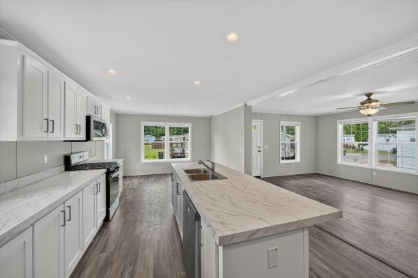 2026 Redman Homes 141 NWD-A-25610  Home