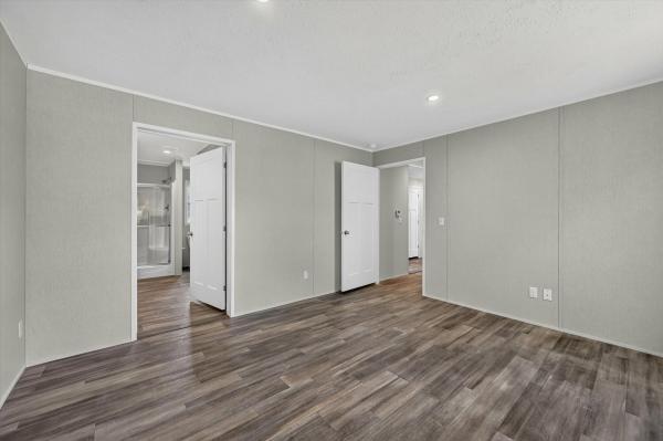 2026 Redman Homes 141 NWD-A-25610  Home