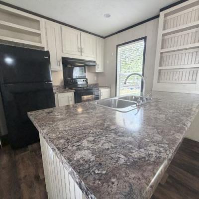 Photo 4 of 23 of home located at 204 Falcon Dr. Troy, AL 36079
