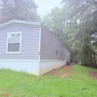 Photo 4 of 6 of home located at 305 Owl Dr. Troy, AL 37069