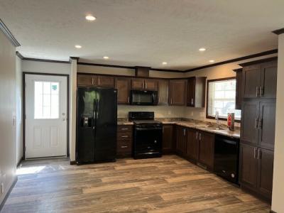 Photo 3 of 14 of home located at 2191 East Ohio Pike 174 Amelia, OH 45102