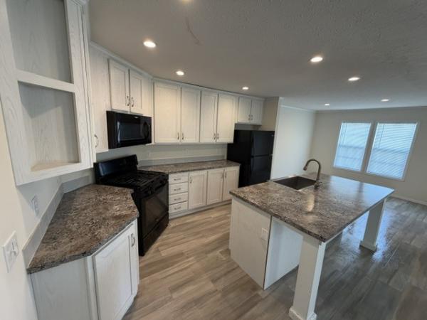 2020 Champion RA2460204 Mobile Home