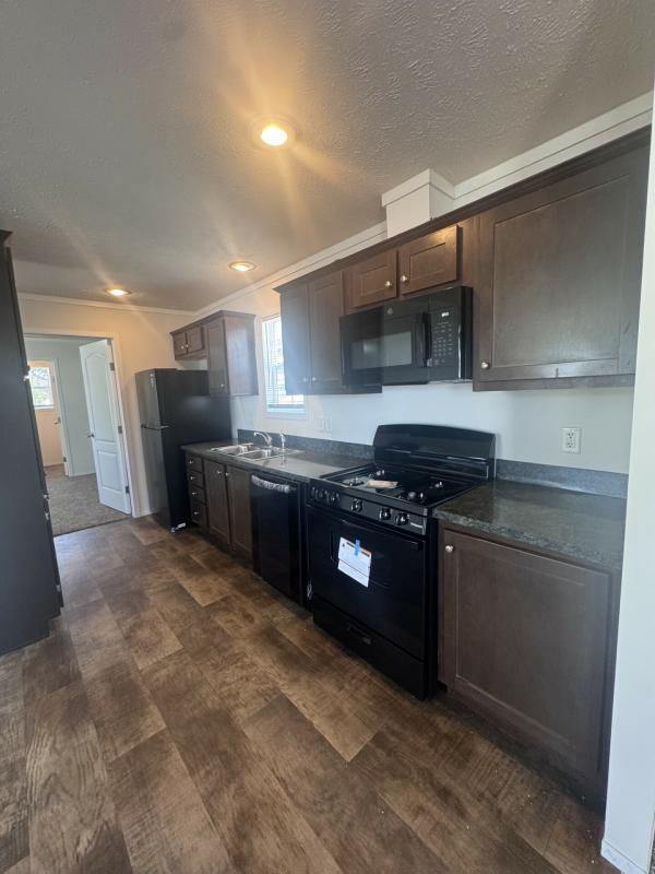 2016 CLAYTON Mobile Home
