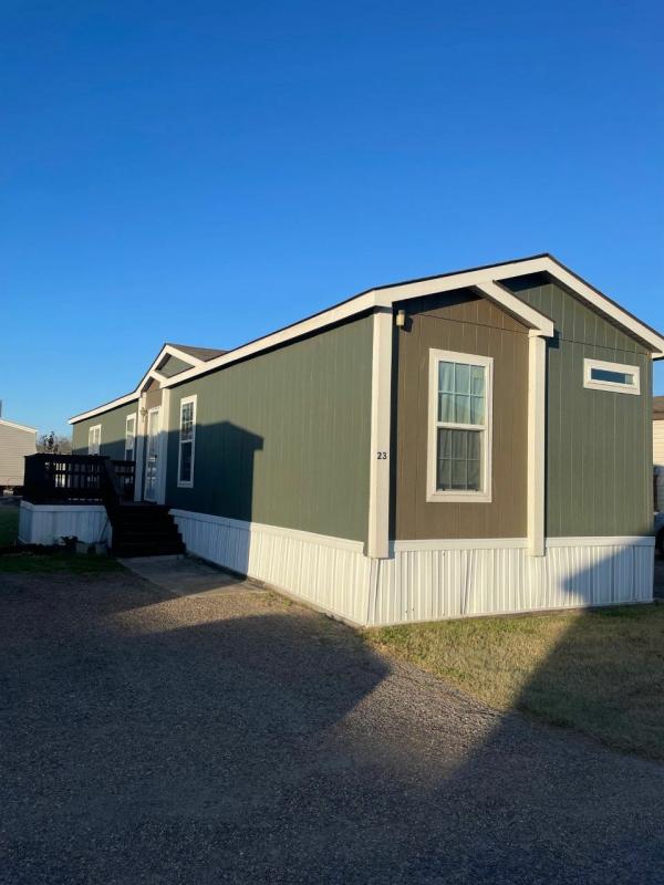 Photo 1 of 2 of home located at 702 S Clarkwood Road #23 Corpus Christi, TX 78406