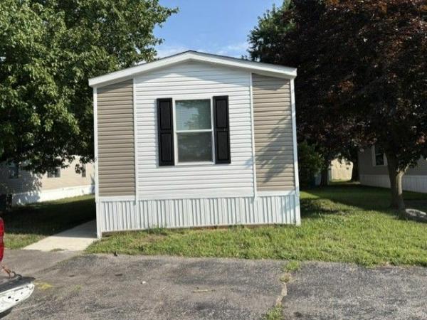 Photo 1 of 2 of home located at 1001 Mayflower Road #5 South Bend, IN 46619