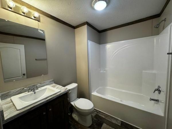 2022 Clayton Homes Inc Pulse Mobile Home