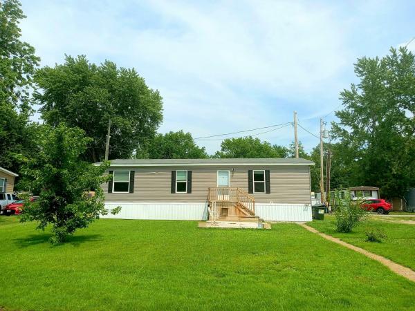 Photo 1 of 2 of home located at 5117 Ashley Dr. Lot 5117-Ashle Evansville, IN 47711