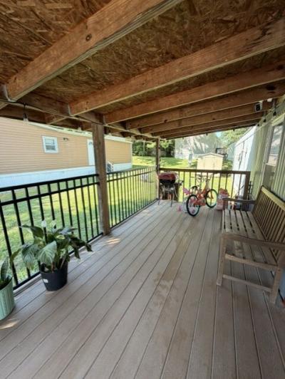 Photo 2 of 12 of home located at 453 Mainring St. Hamilton, OH 45011