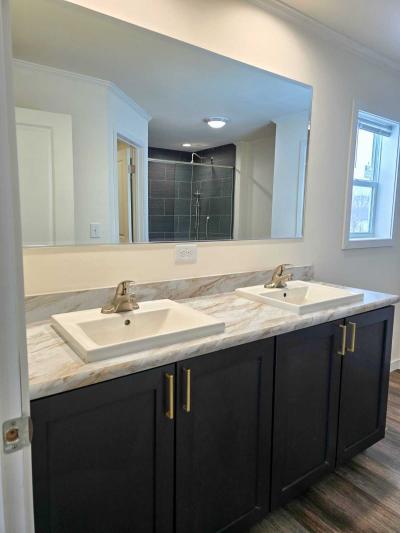 Photo 4 of 8 of home located at 1572 Park Street Shoreview, MN 55126