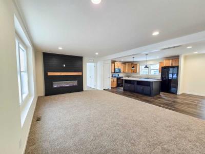 Photo 3 of 8 of home located at 1572 Park Street Shoreview, MN 55126