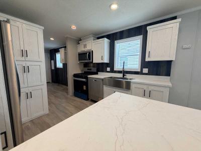 Photo 4 of 41 of home located at 4000 E 134th Street #1024 Chicago, IL 60633