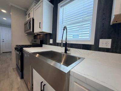 Photo 2 of 41 of home located at 4000 E 134th Street #1024 Chicago, IL 60633