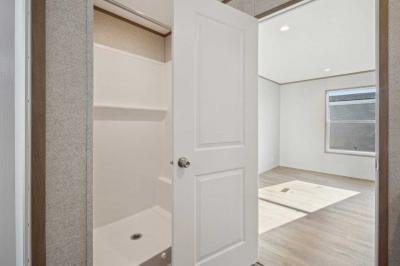 Photo 2 of 12 of home located at Flex Evansville, IN 47720