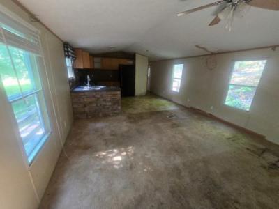 Photo 2 of 9 of home located at 864 Stones Rd Camden, TN 38320