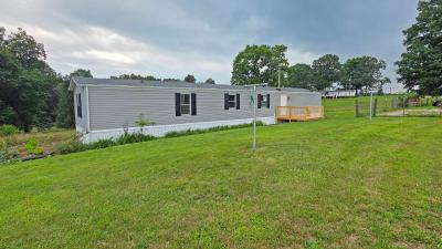 Mobile Home at 64 Longfield Trl Nancy, KY 42544