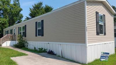 Mobile Home at 333 Hickorywood Dr Moncks Corner, SC 29461
