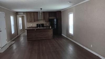 Photo 2 of 10 of home located at 333 Hickorywood Dr Moncks Corner, SC 29461