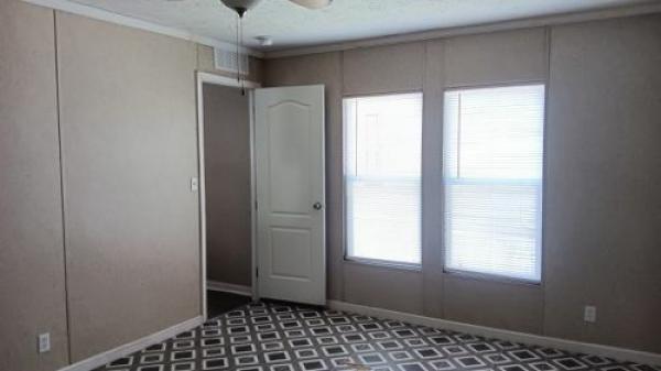 2018 BREEZE Manufactured Home