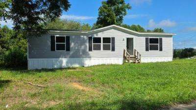 Mobile Home at 2031 Louden Rd Williamsburg, KY 40769
