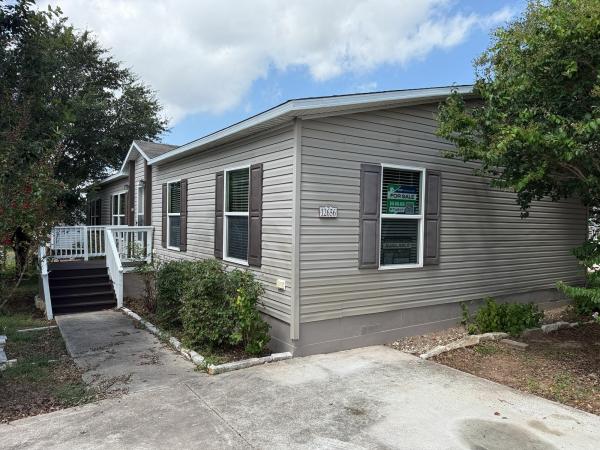 2016 SOLUTION 38SLT28603AH16 Mobile Home For Sale