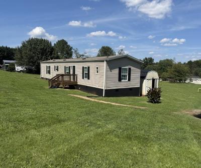 Mobile Home at 4158 High View Ct Claremont, NC 28610