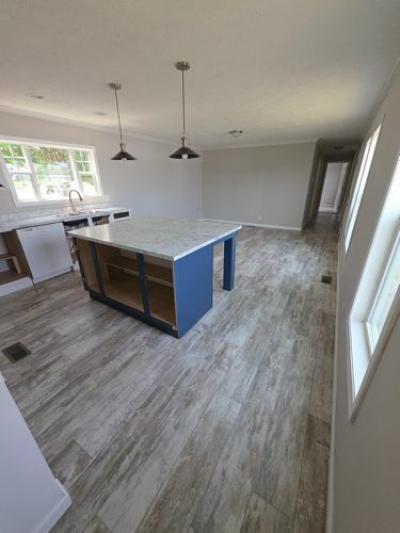 Photo 5 of 13 of home located at 641 S Post Street Shelby, NC 28150