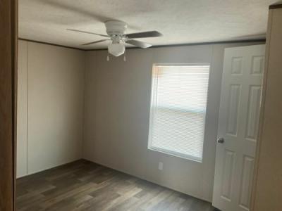 Photo 5 of 18 of home located at 800 N Parker Rd Lot 7 La Feria, TX 78559
