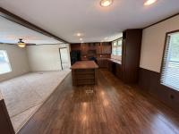 2015 SOLUTION 38SLT28764AH15 Manufactured Home