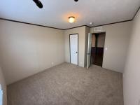 2015 SOLUTION 38SLT28764AH15 Manufactured Home