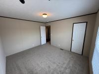 2015 SOLUTION 38SLT28764AH15 Manufactured Home