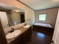 2015 SOLUTION 38SLT28764AH15 Manufactured Home