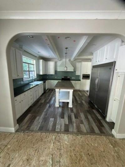 Photo 2 of 12 of home located at 485 Lower Oak Grove Rd Oceana, WV 24870