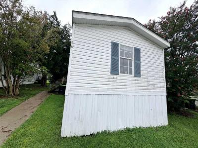 Photo 4 of 22 of home located at 514 Kaye St Jacksonville, NC 28546